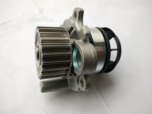 06F121011 Partes del motor Bomba de agua