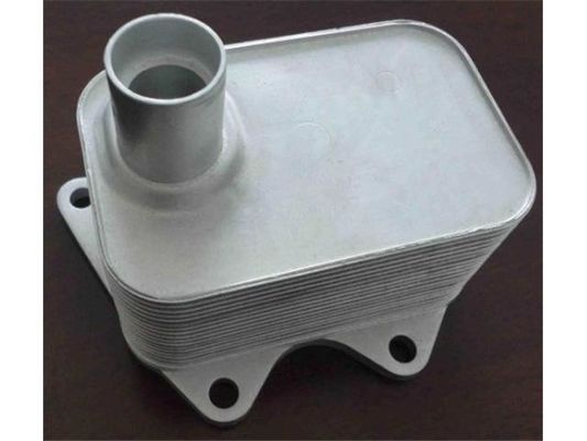 06J117021D 06j117070c Partes del motor Frío de aceite