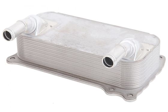 9A110745010 Refrigerador de aceite para partes del motor