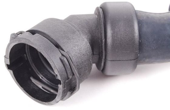 8D0121101AF Partes del motor Tubo de agua de enfriamiento