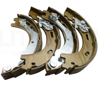 Se trata de un conjunto de piezas del chasis de Land Rover SFS500012.